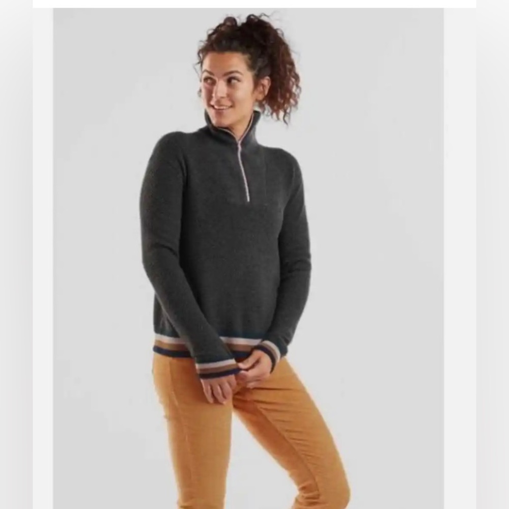 Title Nine Women Size L Gray
Stripe Woolicious Waffle 1/4 Zip
Wool Blend Sweater